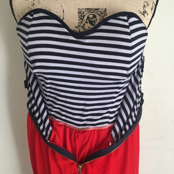 Jumpsuit - Picture 5 of 5